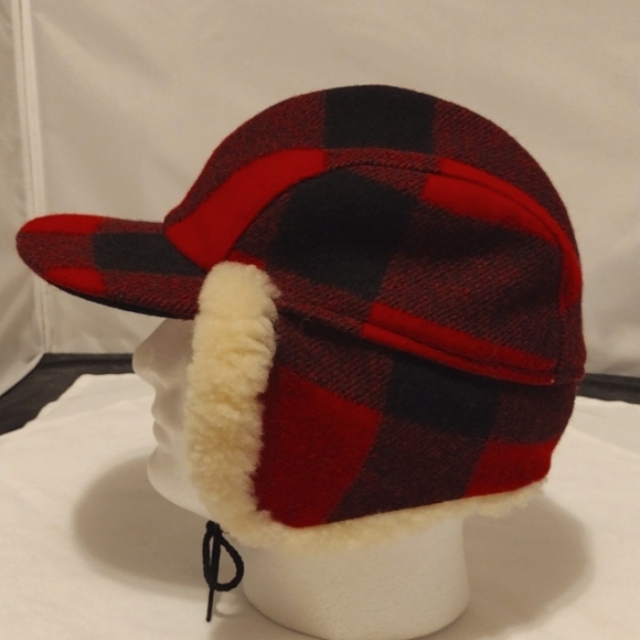 Filson Double Mackinaw Shearling Cap - Picture 7 of 8